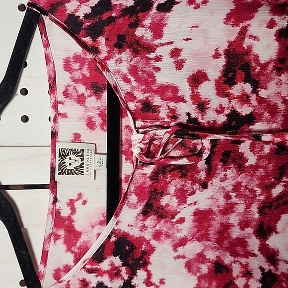 Anne Klein Size 12 NEW Sleeveless Split Neck with Tie Blouse Pink Floral NWT - Picture 2 of 5